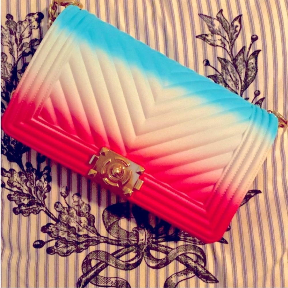 Gradient Quilted Shoulder Bag - image 1